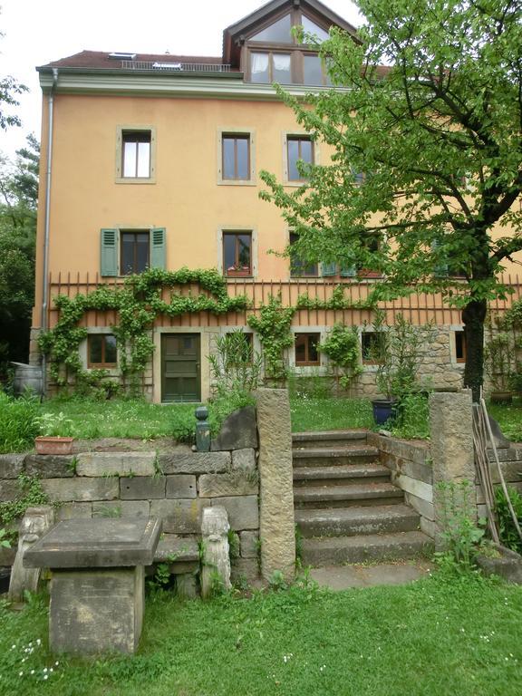 Mit Charme In Pillnitz Appartement